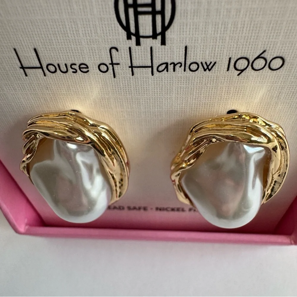 House of Harlow 1960 Faux Baroque Pearl Gold Tone Statement Stud Earrings NIB